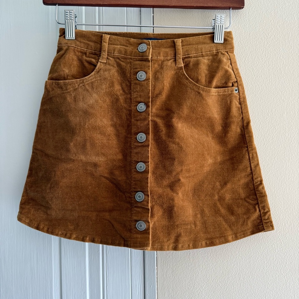 Brandy Melville Womens Corduroy Button Mini Skirt Size Small Brown Made in Italy - Picture 1 of 7